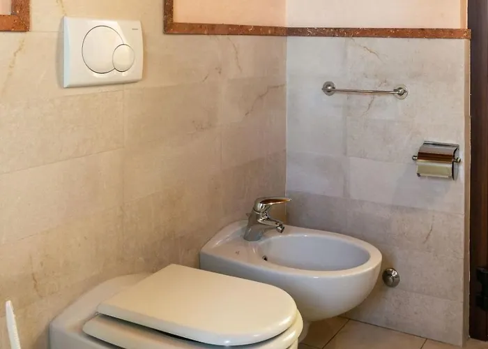 Studio-apartment Mit Balkon Mit Seeblick Und Zugang Zum Garten By Interhome Riva di Solto