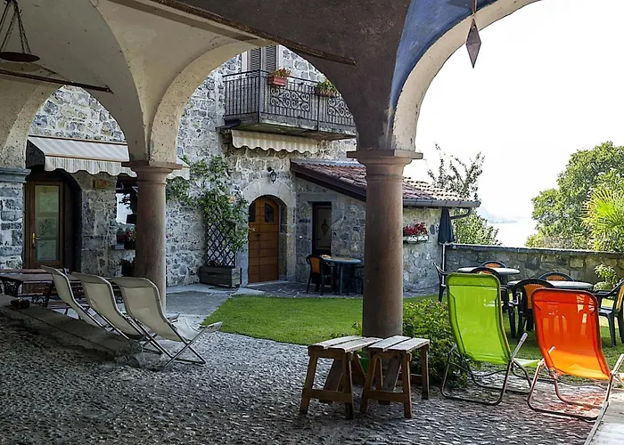 Studio-apartment Mit Balkon Mit Seeblick Und Zugang Zum Garten By Interhome * Riva di Solto